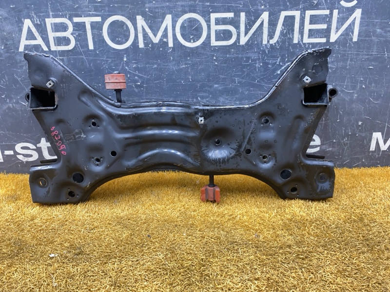 Балка поперечная (подрамник), 3800 рублей, Красноярск