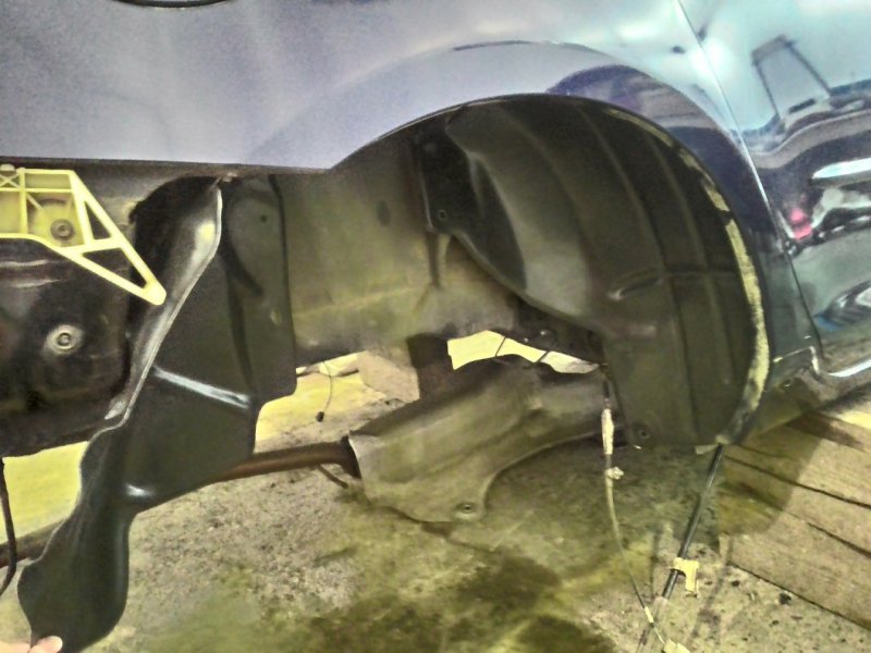 Подкрылок, 5500 рублей, Красноярск