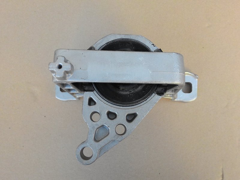 Опора двигателя, 5900 рублей, Красноярск