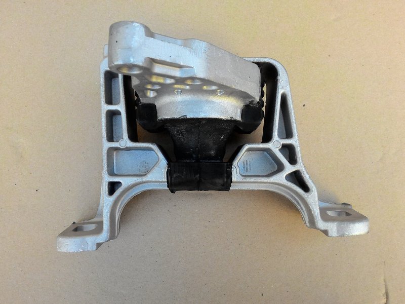 Опора двигателя, 5900 рублей, Красноярск