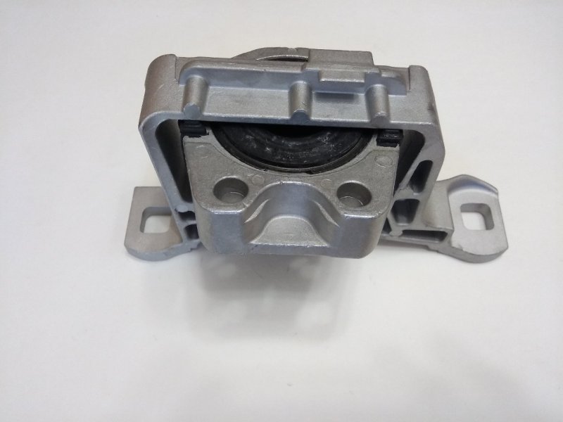 Опора двигателя, 3200 рублей, Красноярск