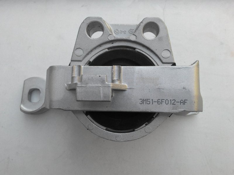 Опора двигателя, 4500 рублей, Красноярск