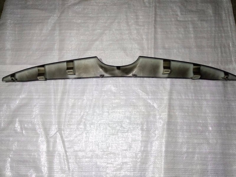 Накладка решетки радиатора, 2900 рублей, Красноярск