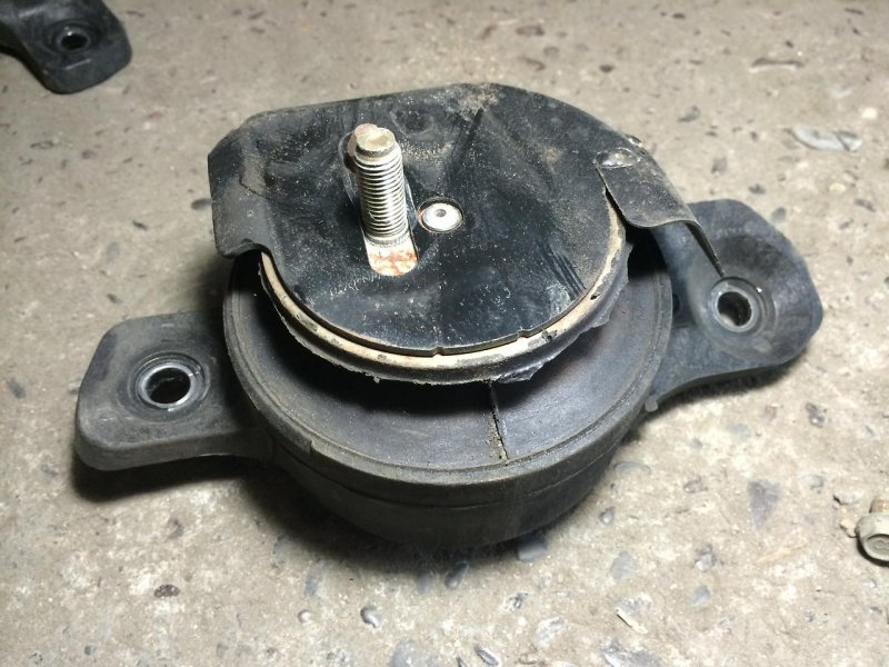 Опора двигателя, 1500 рублей, Красноярск