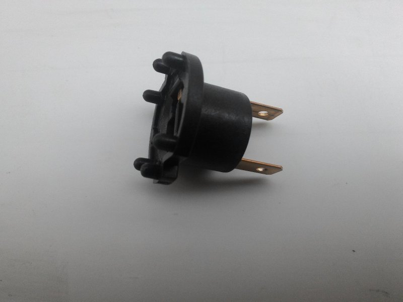 Патрон лампочки, 800 рублей, Красноярск