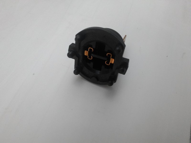 Патрон лампочки, 800 рублей, Красноярск