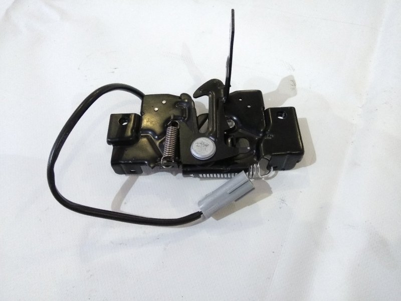 Замок капота, 1900 рублей, Красноярск