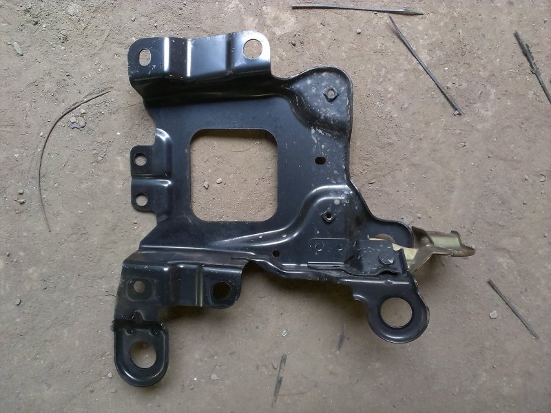 Кронштейн аккумулятора, 600 рублей, Красноярск