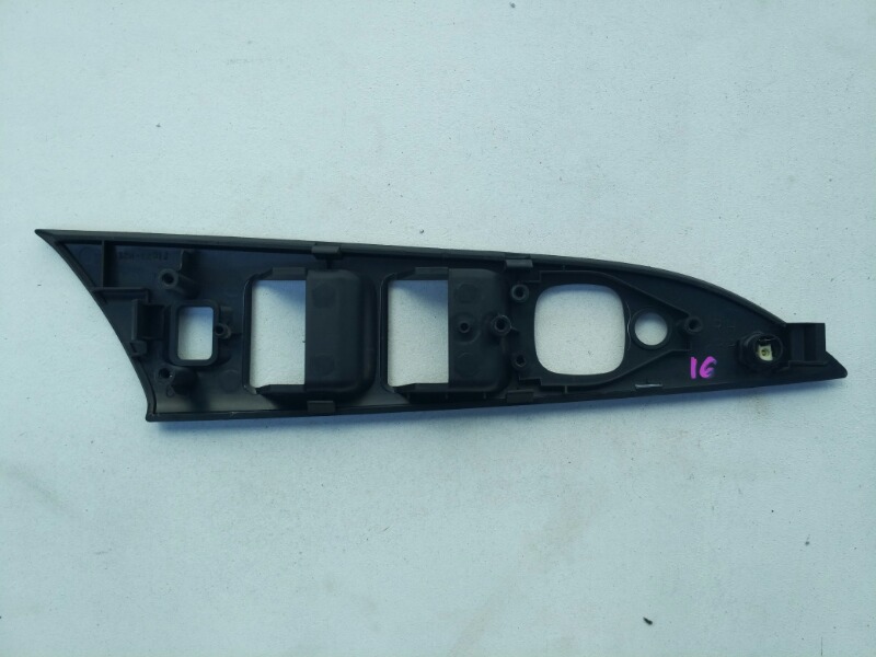 Накладка кнопок стеклоподъемника, 500 рублей, Красноярск