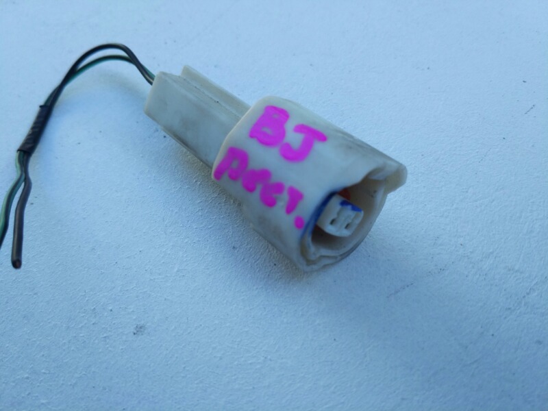 Разъем фары, 500 рублей, Красноярск