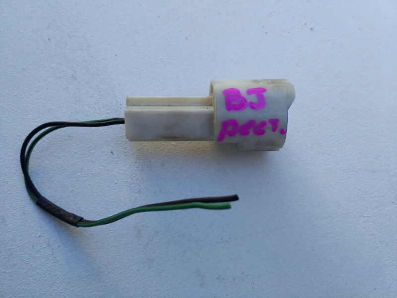 Разъем фары, 500 рублей, Красноярск