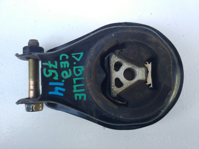 Опора двигателя, 2400 рублей, Красноярск