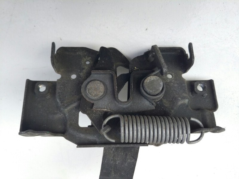 Замок капота, 1200 рублей, Красноярск