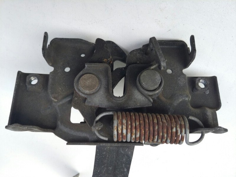 Замок капота, 1200 рублей, Красноярск