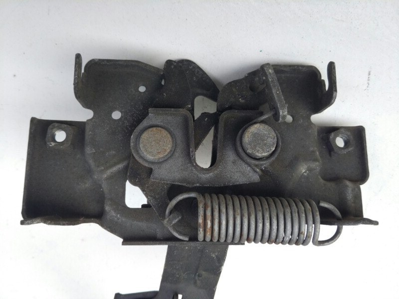 Замок капота, 1200 рублей, Красноярск