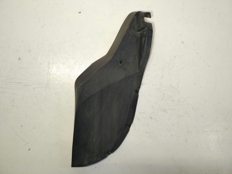 Подкрылок, 1000 рублей, Красноярск