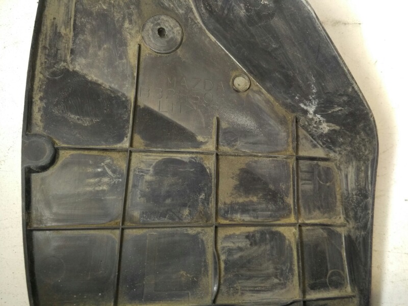 Подкрылок, 1000 рублей, Красноярск