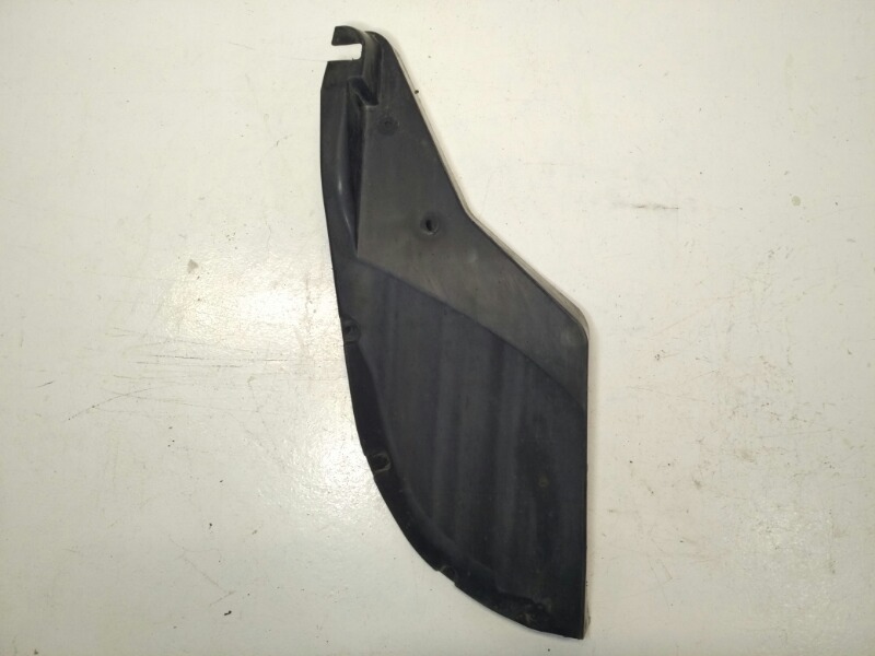 Подкрылок, 1000 рублей, Красноярск