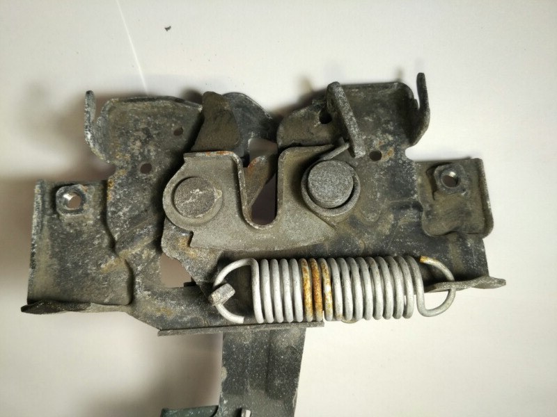 Замок капота, 1200 рублей, Красноярск