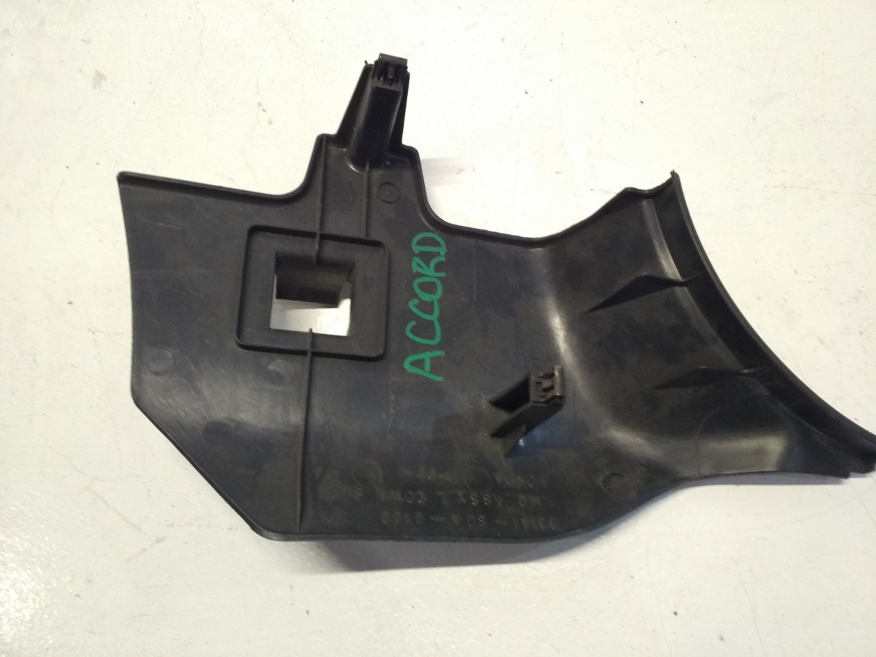 Накладка стойки, 500 рублей, Красноярск