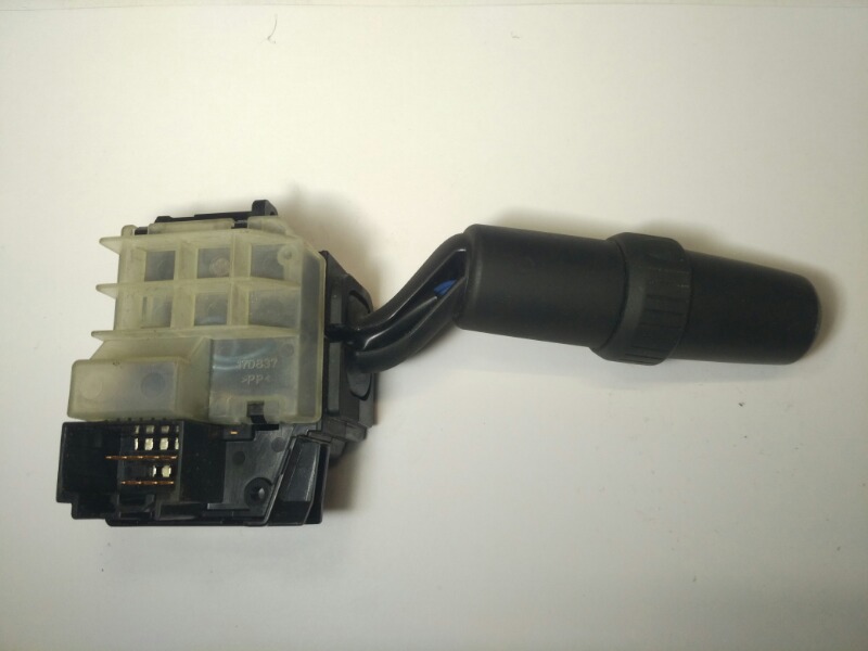 Подрулевой переключатель, 1200 рублей, Красноярск