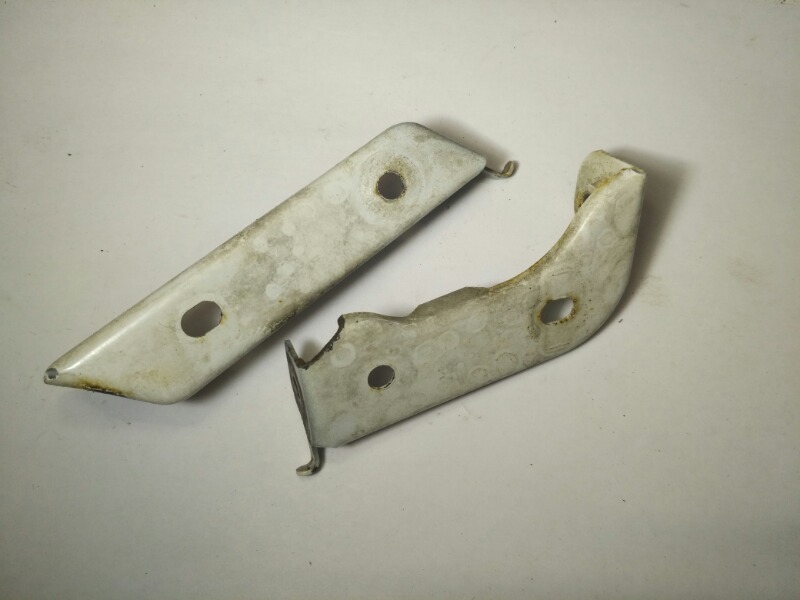 Кронштейн крыла, 500 рублей, Красноярск