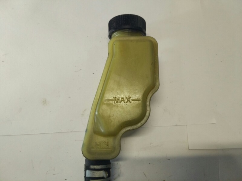 Бачок гидроусилителя, 1700 рублей, Красноярск