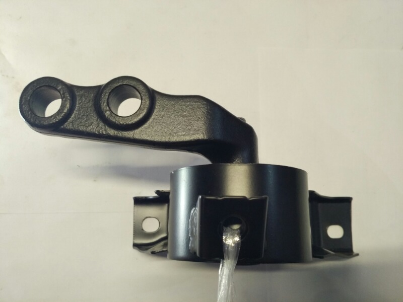 Опора двигателя, 4300 рублей, Красноярск