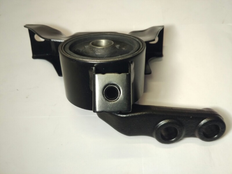 Опора двигателя, 4300 рублей, Красноярск