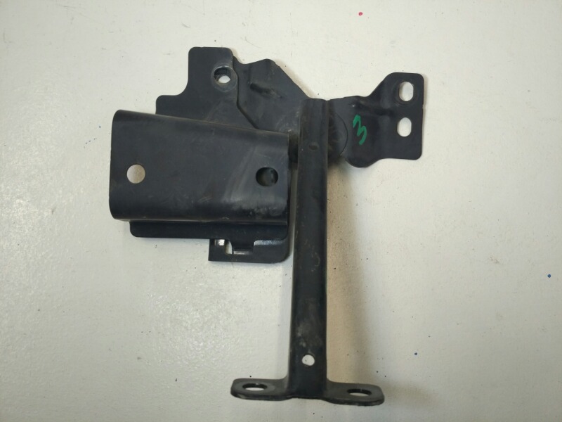 Кронштейн замка капота, 1200 рублей, Красноярск