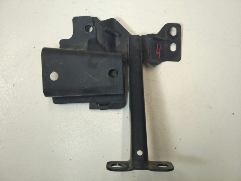 Кронштейн замка капота, 1200 рублей, Красноярск