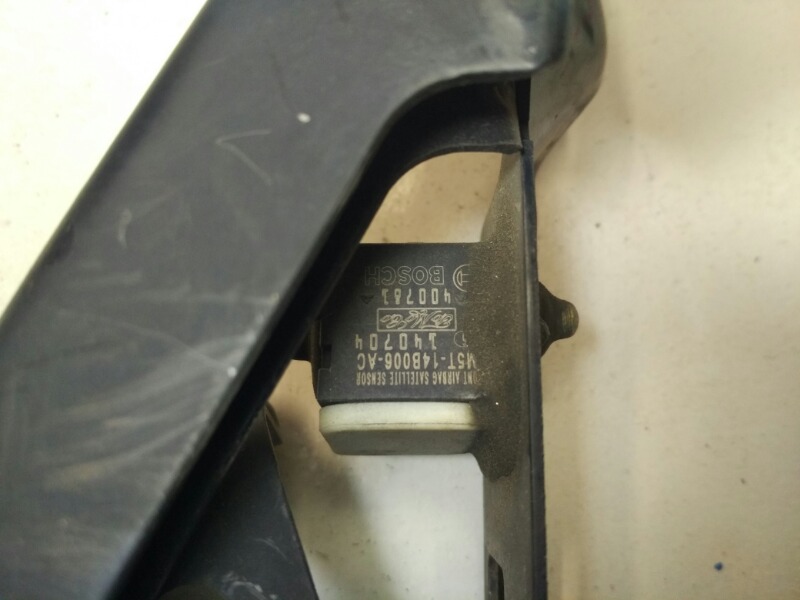 Кронштейн замка капота, 1200 рублей, Красноярск