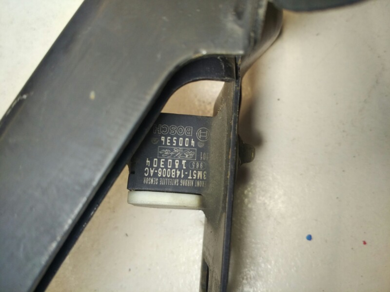 Кронштейн замка капота, 1200 рублей, Красноярск