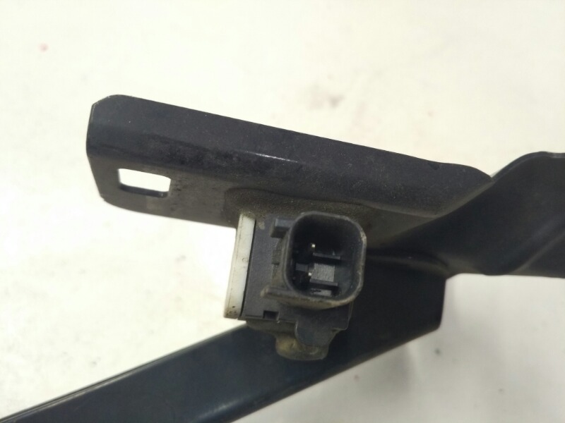 Кронштейн замка капота, 1200 рублей, Красноярск