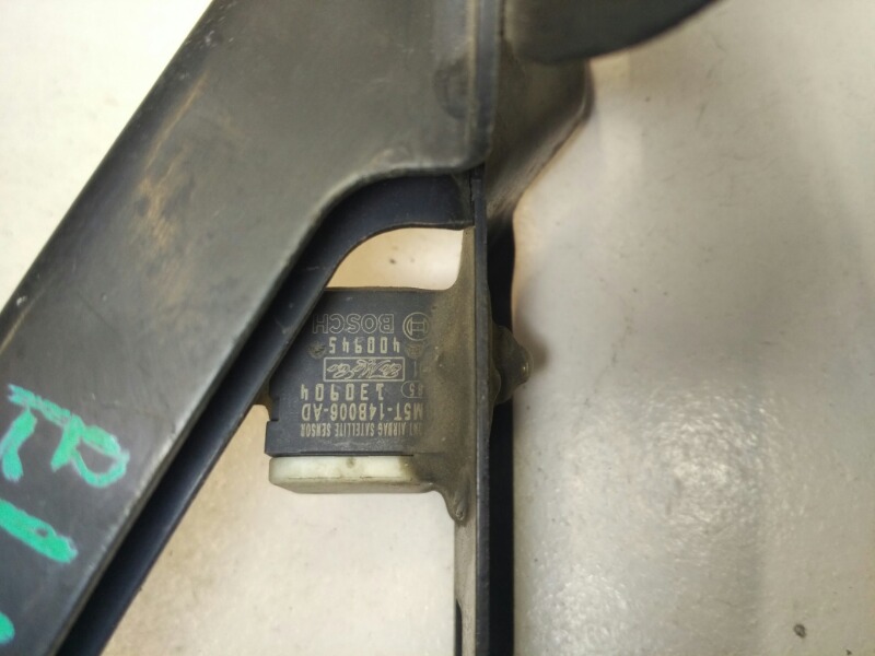 Кронштейн замка капота, 1200 рублей, Красноярск