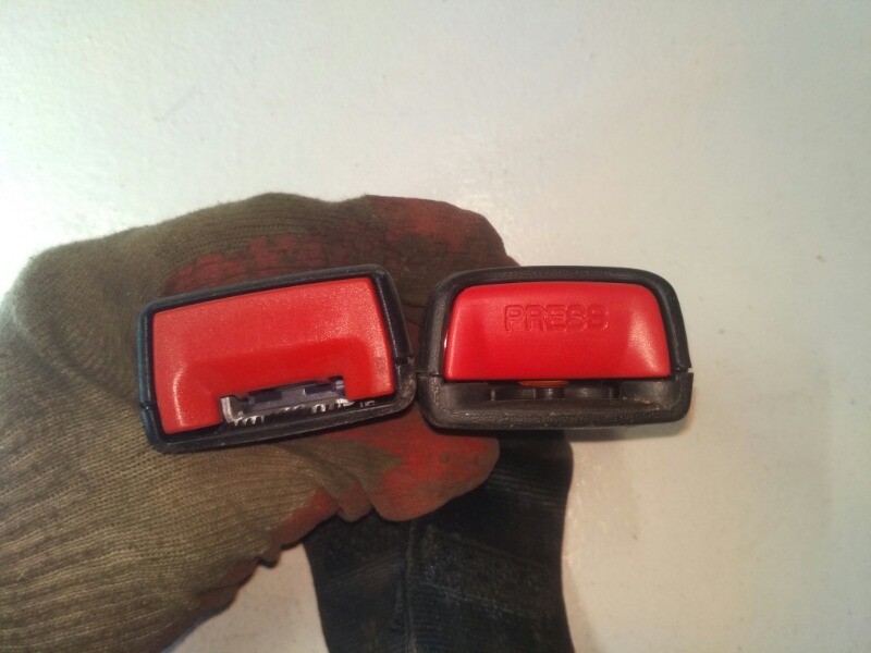 Замок ремня безопасности, 1200 рублей, Красноярск