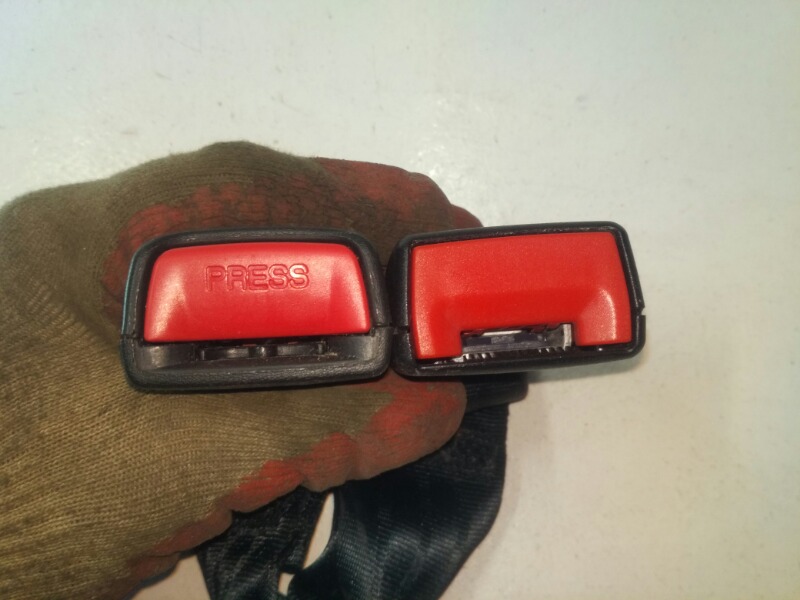 Замок ремня безопасности, 1200 рублей, Красноярск