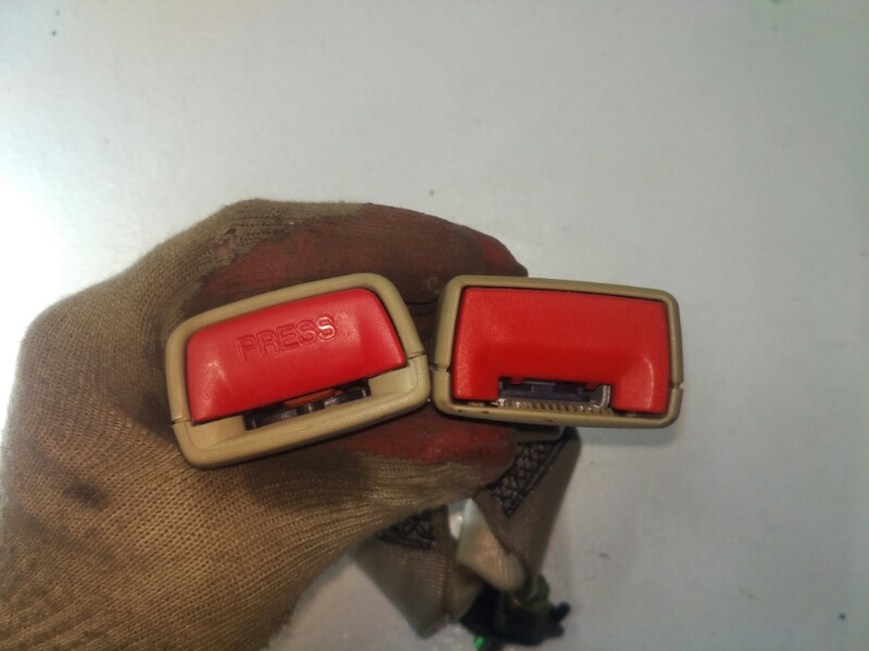 Замок ремня безопасности, 1200 рублей, Красноярск