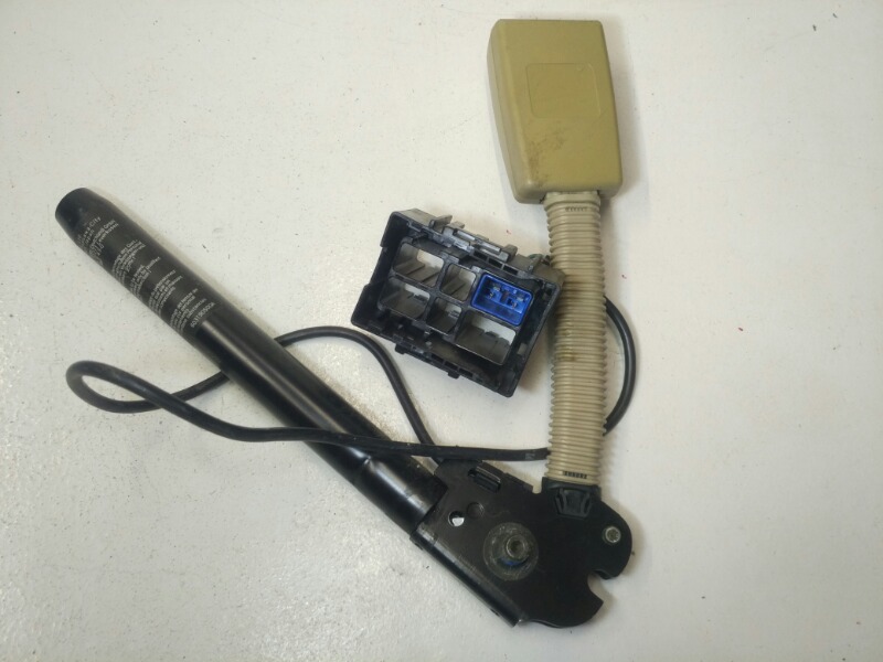 Замок ремня безопасности, 3000 рублей, Красноярск