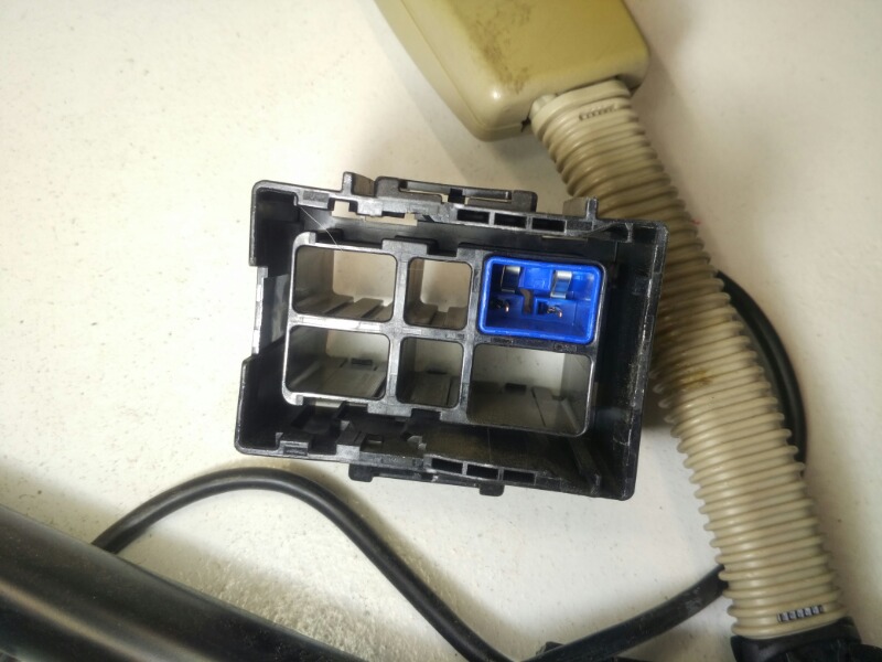 Замок ремня безопасности, 3000 рублей, Красноярск