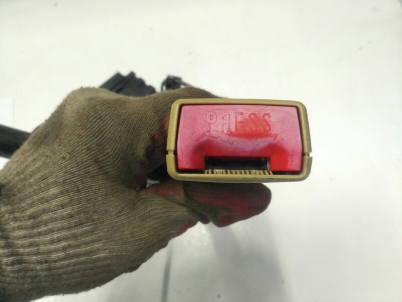 Замок ремня безопасности, 3000 рублей, Красноярск