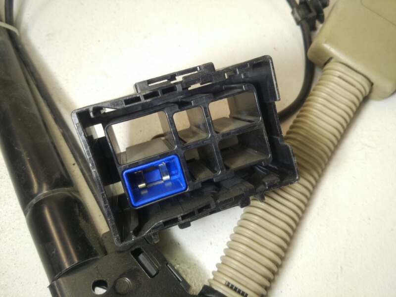 Замок ремня безопасности, 3000 рублей, Красноярск