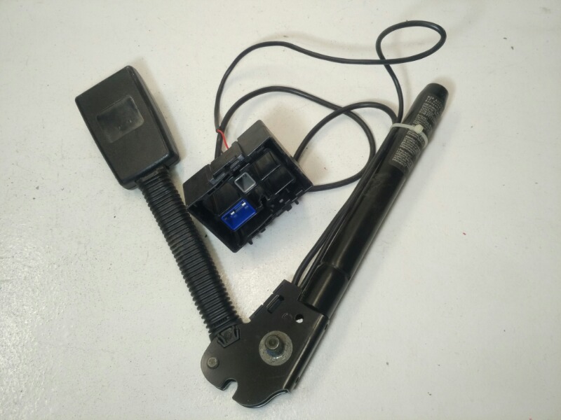 Замок ремня безопасности, 3000 рублей, Красноярск