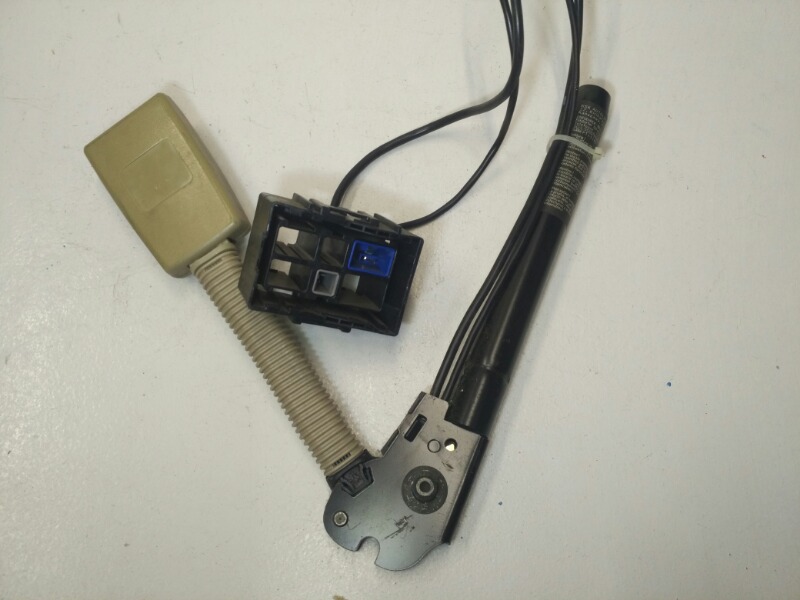 Замок ремня безопасности, 3000 рублей, Красноярск