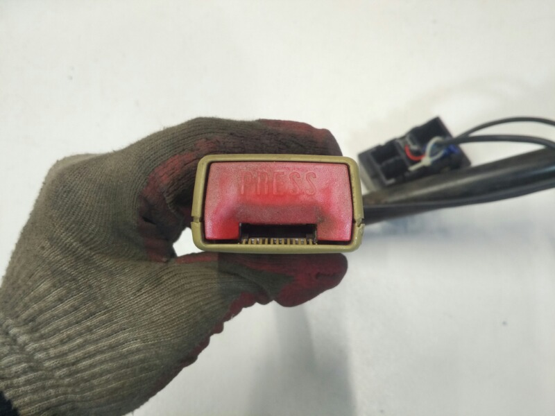 Замок ремня безопасности, 3000 рублей, Красноярск