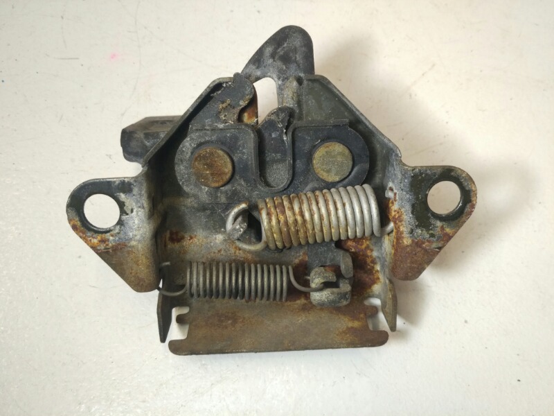 Замок капота, 1200 рублей, Красноярск