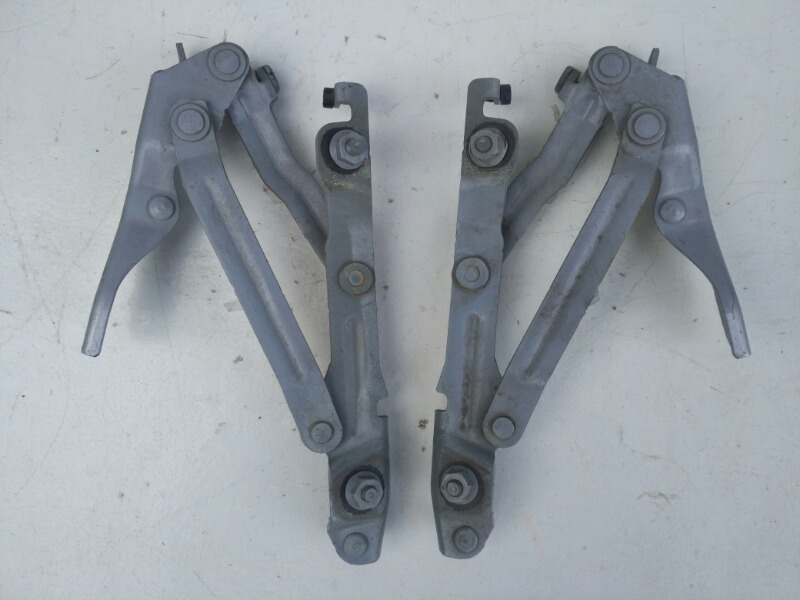 Петли багажника, 1800 рублей, Красноярск