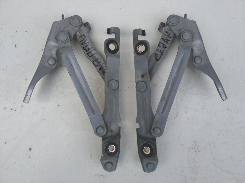 Петли багажника, 2200 рублей, Красноярск