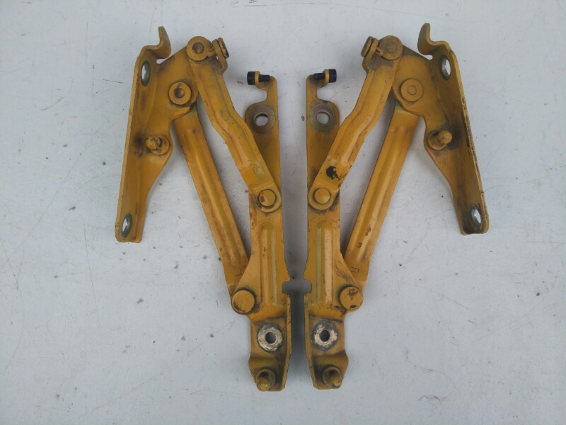 Петли багажника, 2200 рублей, Красноярск