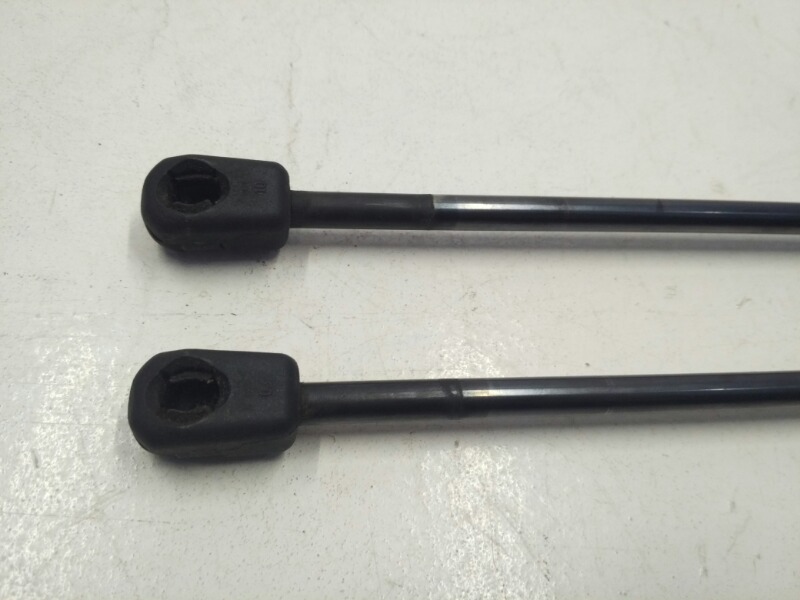 Амортизатор крышки багажника, 1000 рублей, Красноярск